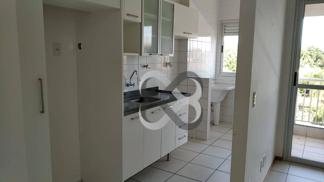 Apartamento à venda com 3 quartos, 69m² - Foto 2