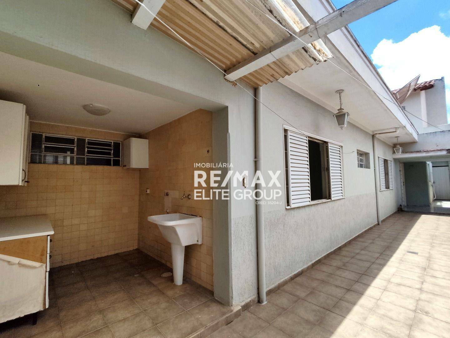 Casa à venda com 3 quartos, 185m² - Foto 32