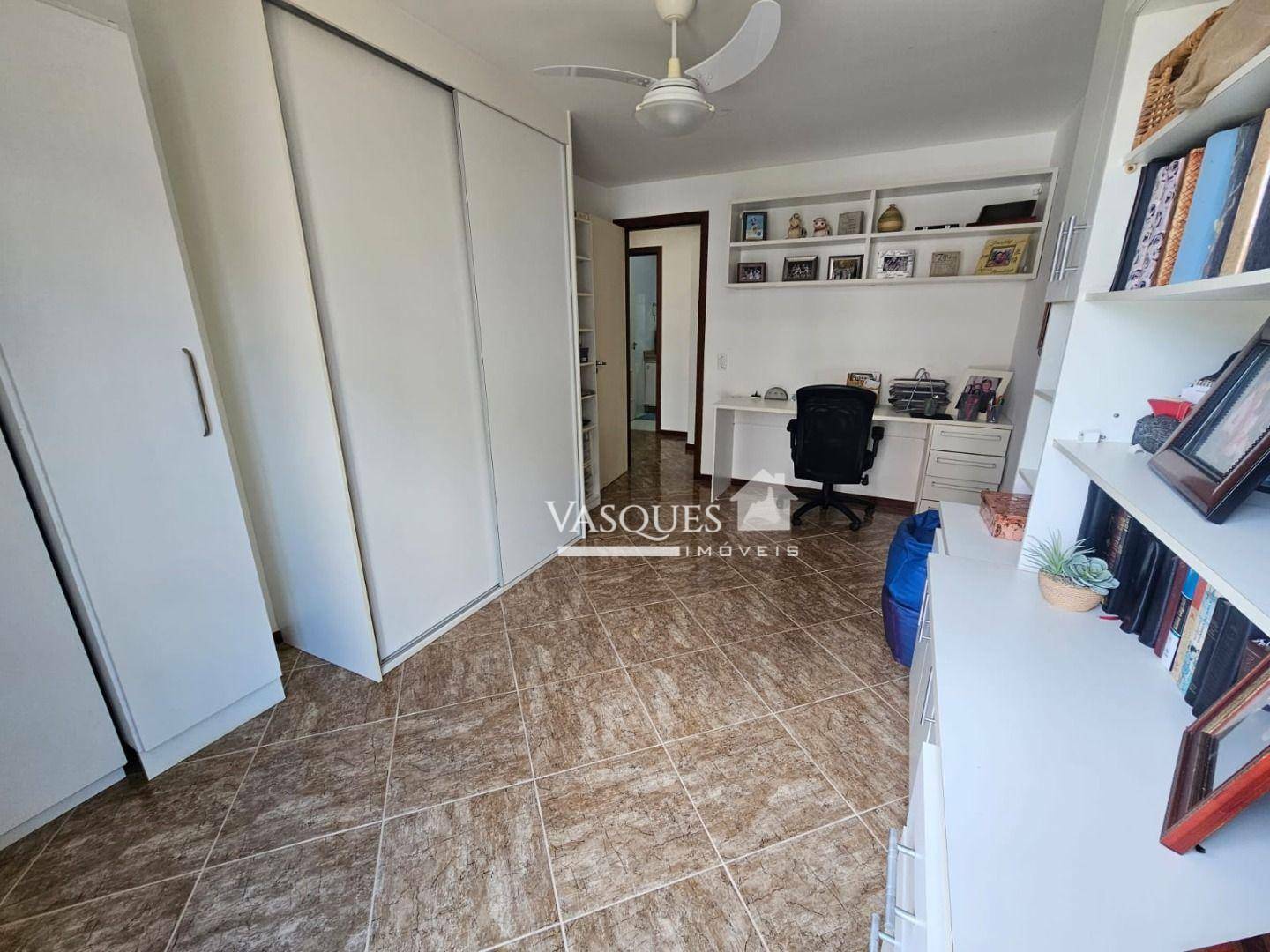 Apartamento à venda com 4 quartos, 145m² - Foto 17