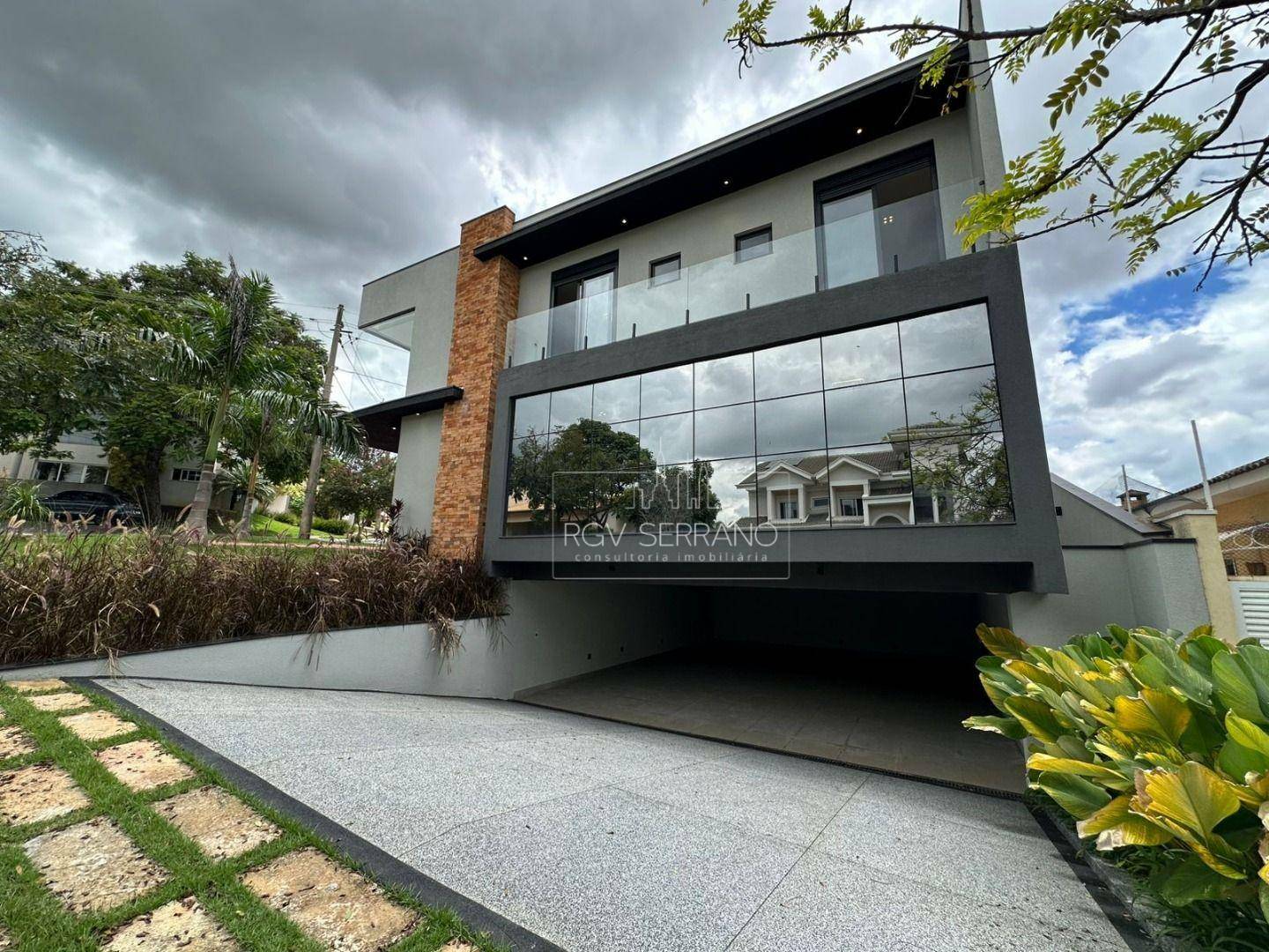 Casa de Condomínio à venda com 4 quartos, 447m² - Foto 3