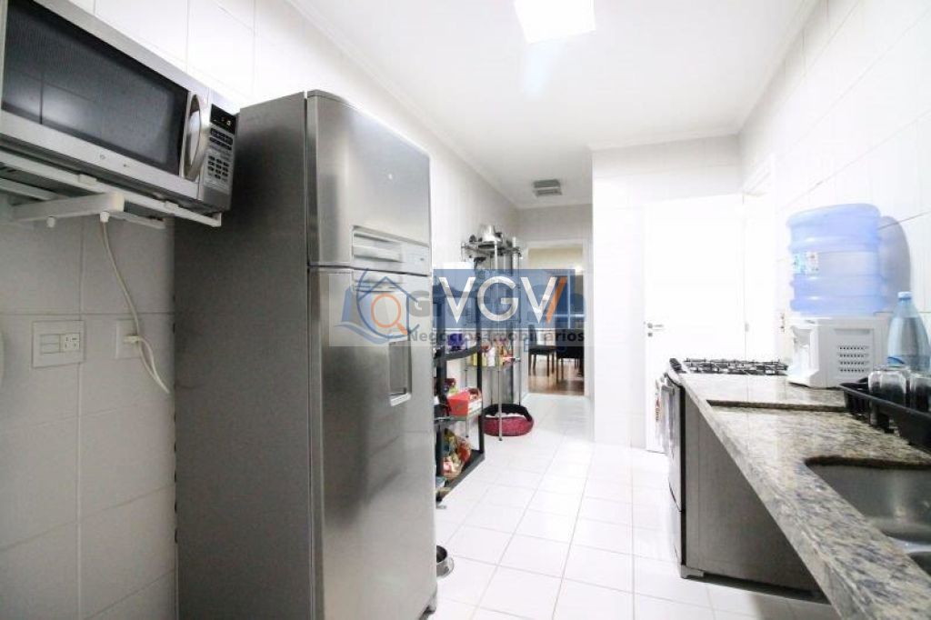 Apartamento à venda com 3 quartos, 170m² - Foto 10