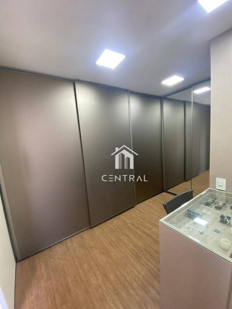 Sobrado à venda com 3 quartos, 244m² - Foto 3