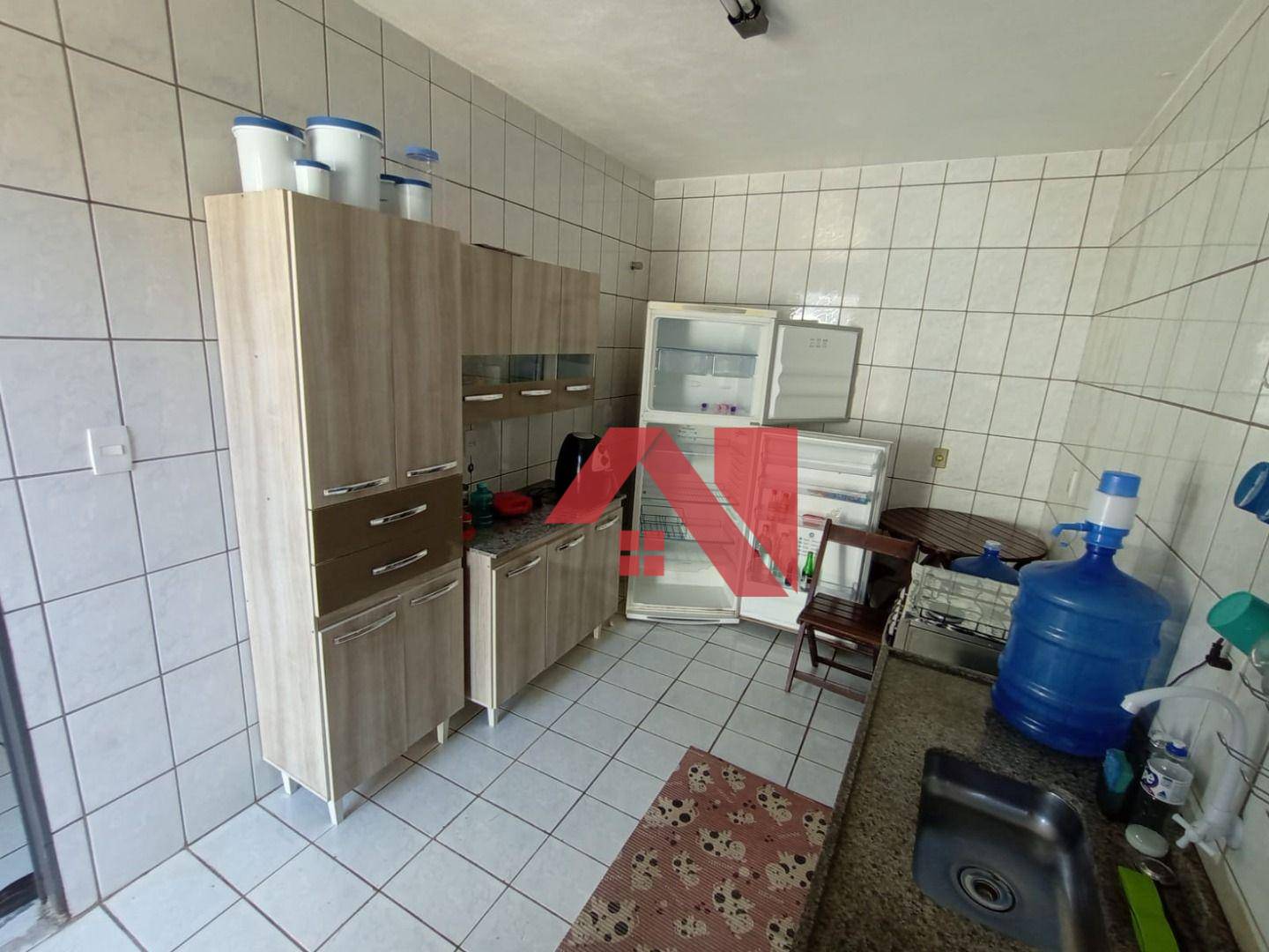 Casa à venda com 4 quartos, 166m² - Foto 3