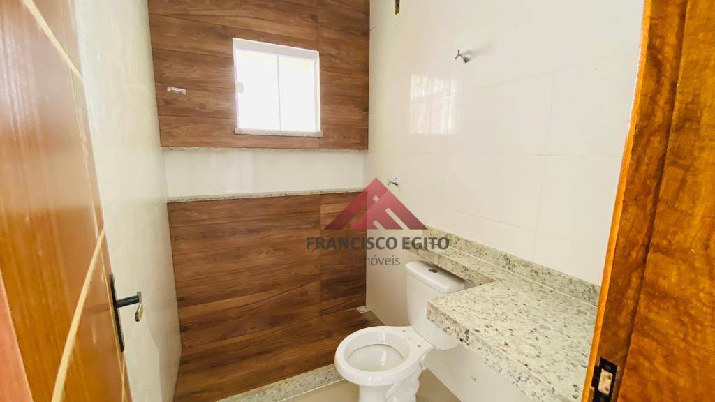 Casa à venda com 2 quartos, 69m² - Foto 7