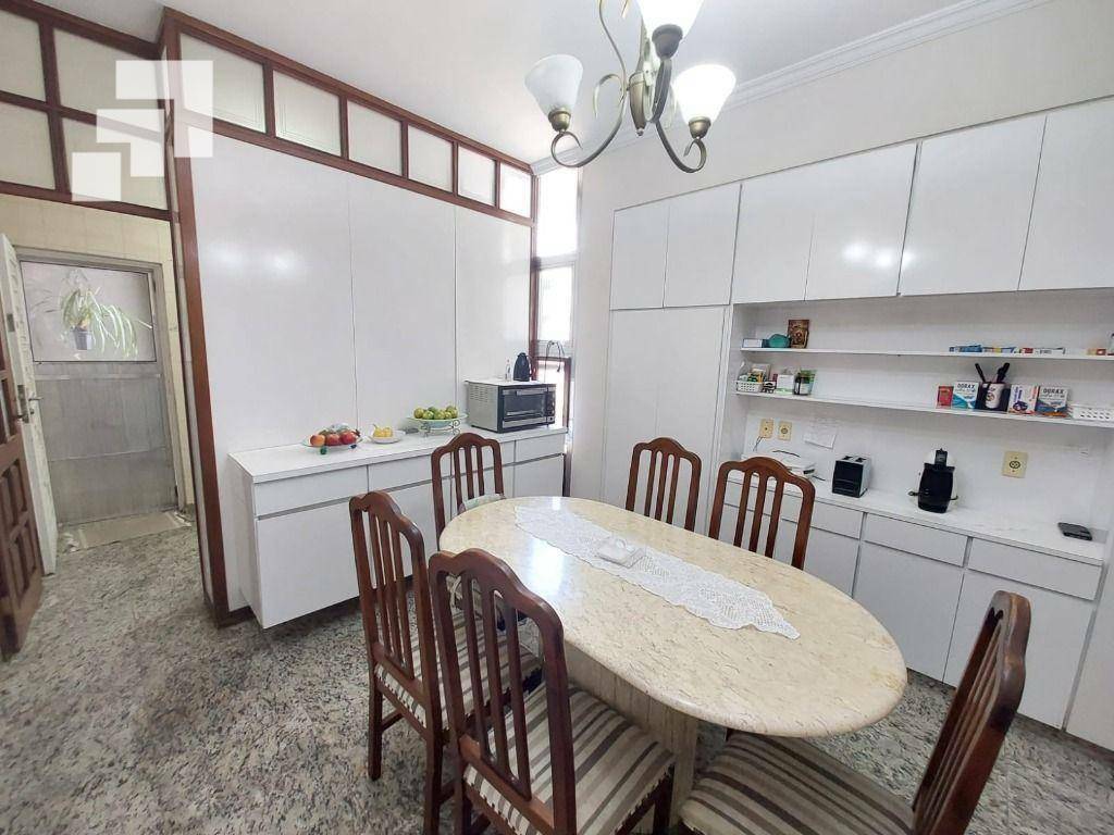 Casa à venda com 4 quartos, 360m² - Foto 8