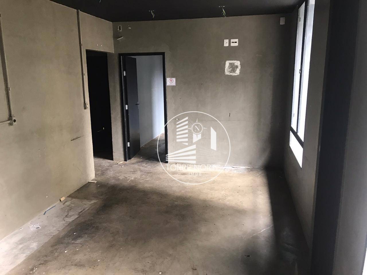 Sobrado à venda com 5 quartos, 180m² - Foto 8