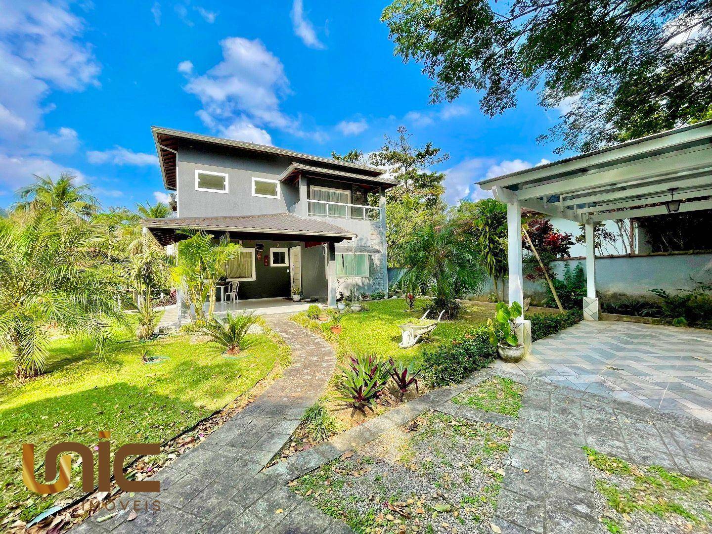 Casa de Condomínio à venda com 3 quartos, 220m² - Foto 1