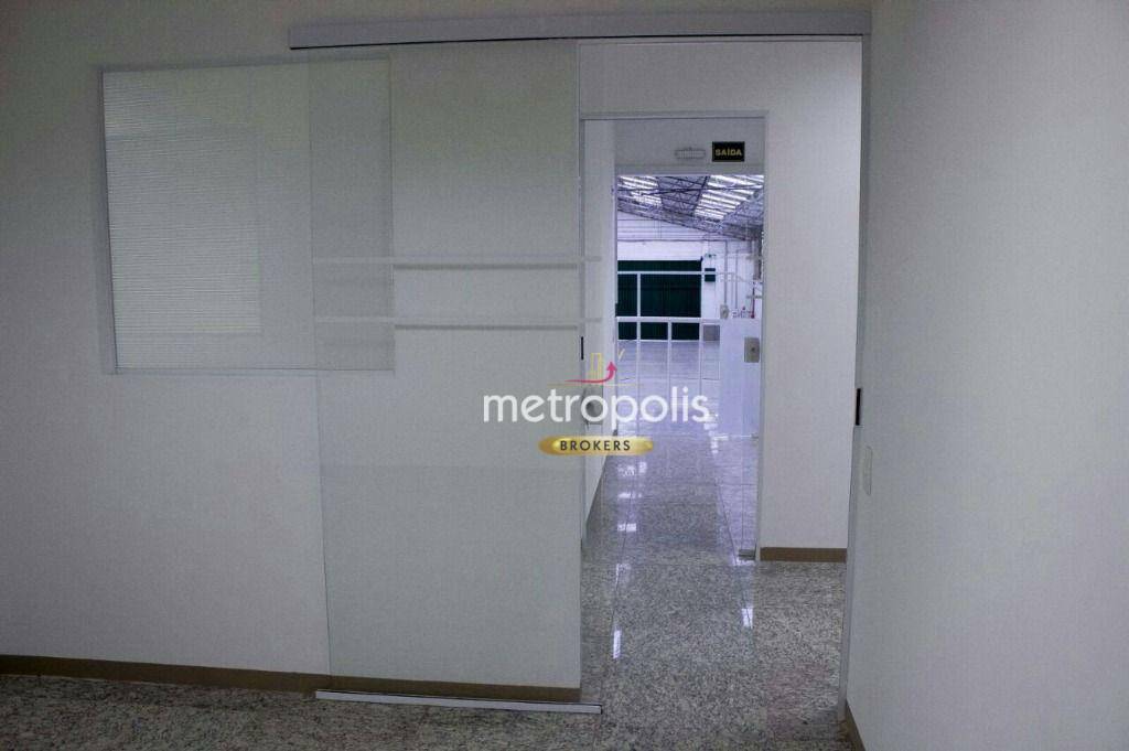 Depósito-Galpão-Armazém para alugar, 1350m² - Foto 18