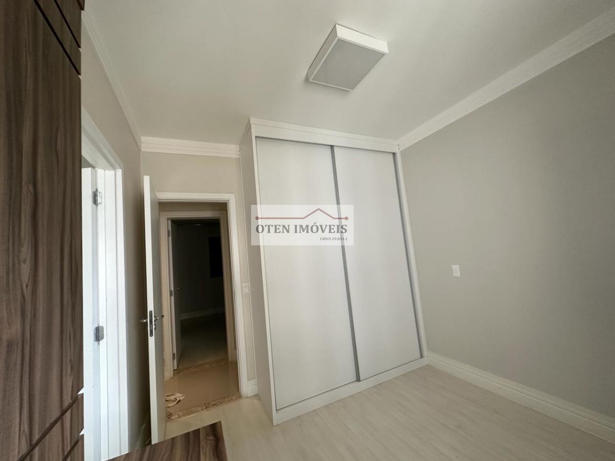 Apartamento para alugar com 3 quartos, 157m² - Foto 14