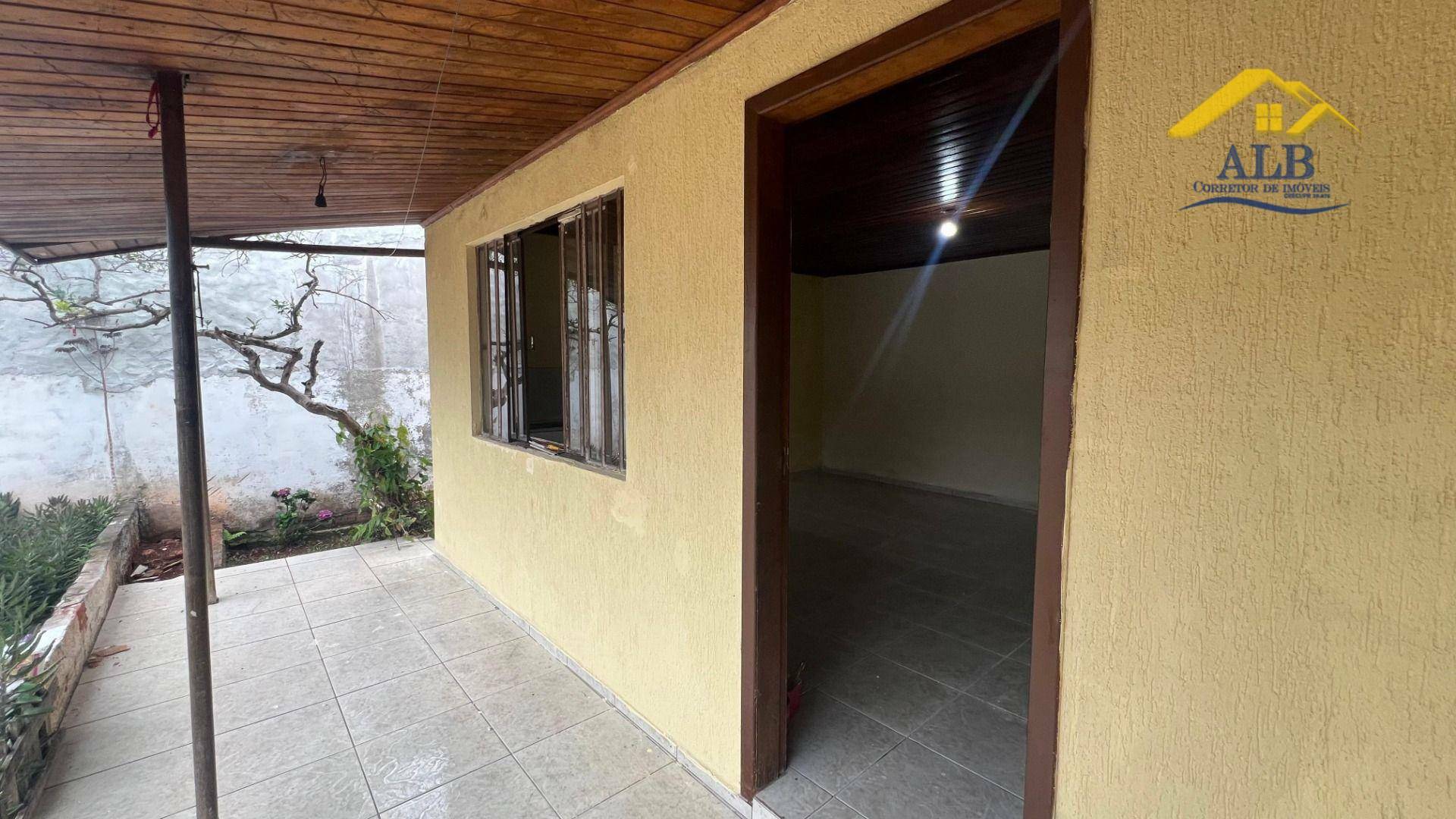 Casa para alugar com 2 quartos, 80m² - Foto 4