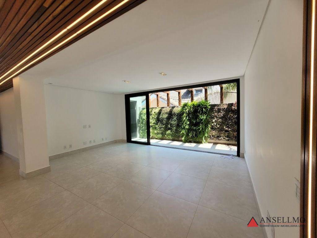 Sobrado à venda com 4 quartos, 400m² - Foto 8
