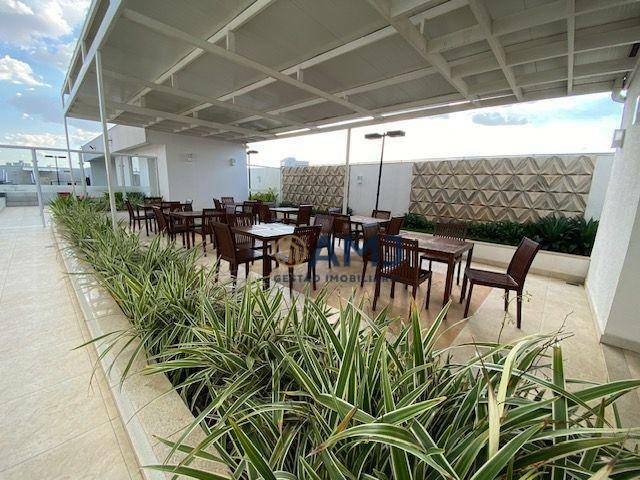 Apartamento para alugar com 3 quartos, 98m² - Foto 15
