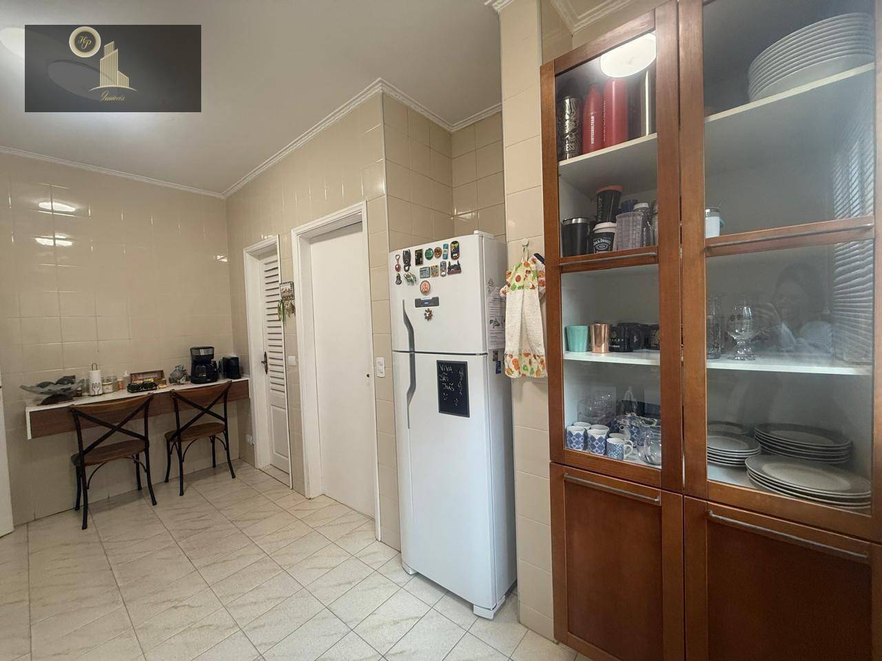 Casa de Condomínio para alugar com 3 quartos, 208m² - Foto 29