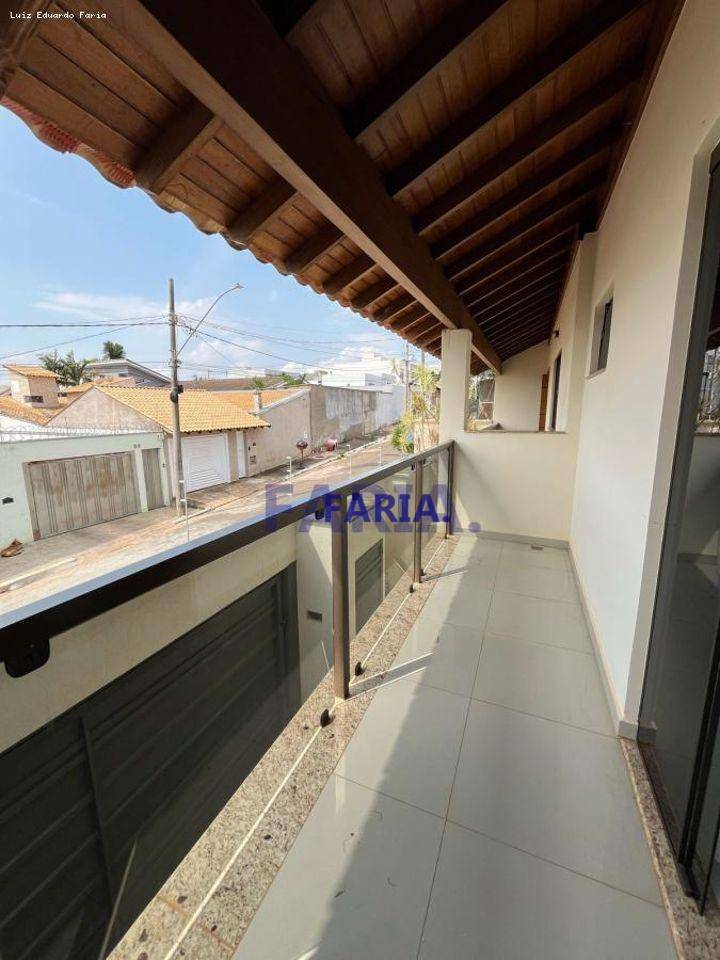 Casa à venda com 4 quartos, 300M2 - Foto 16