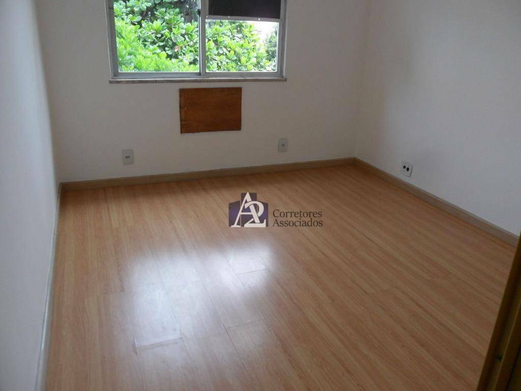 Apartamento à venda com 2 quartos, 74m² - Foto 7