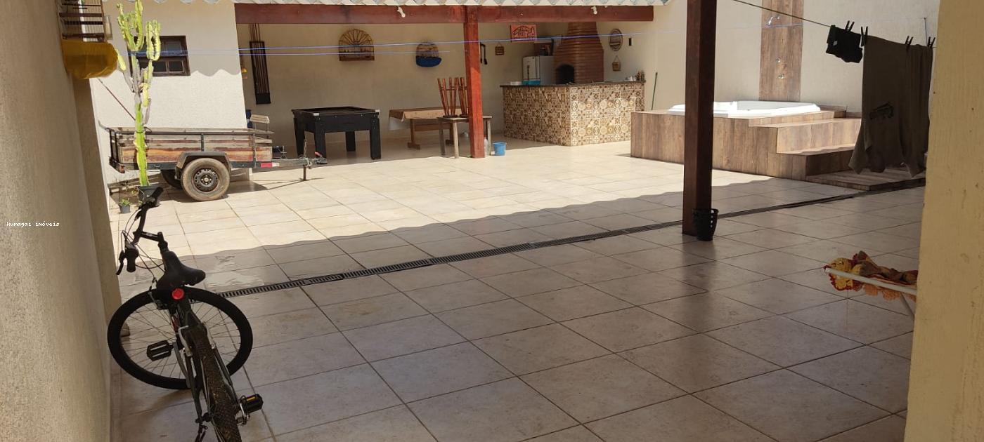 Casa à venda com 2 quartos, 300m² - Foto 12