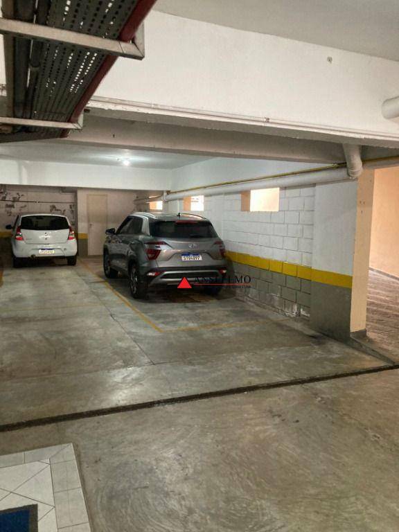 Apartamento para alugar com 3 quartos, 107m² - Foto 40
