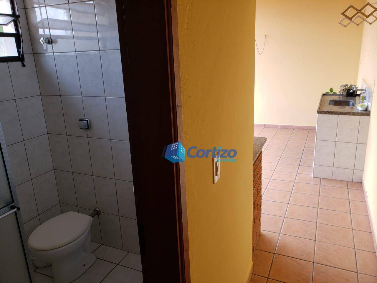 Casa à venda com 3 quartos, 233m² - Foto 25