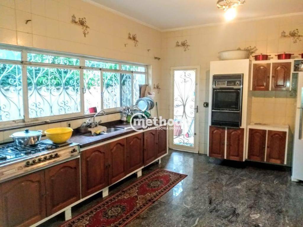 Casa à venda e aluguel com 5 quartos, 750m² - Foto 10