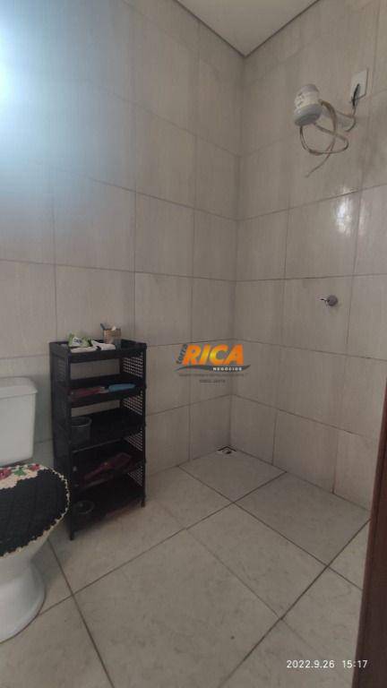 Casa à venda com 3 quartos, 200m² - Foto 16