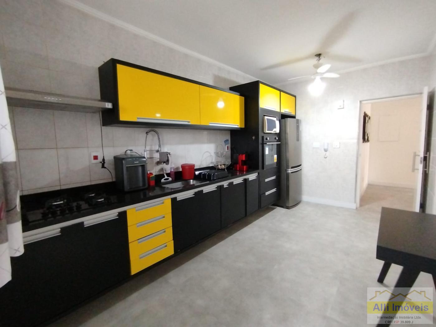 Apartamento para alugar com 3 quartos, 130m² - Foto 11