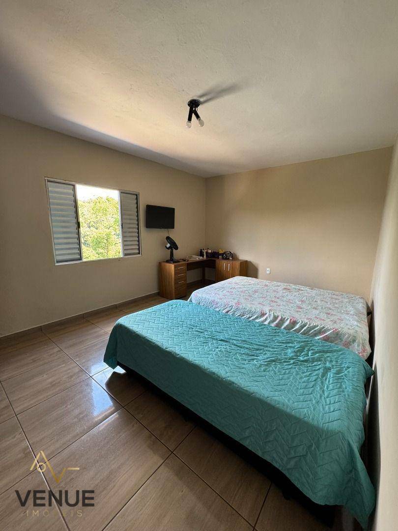 Chácara à venda com 2 quartos, 200m² - Foto 23