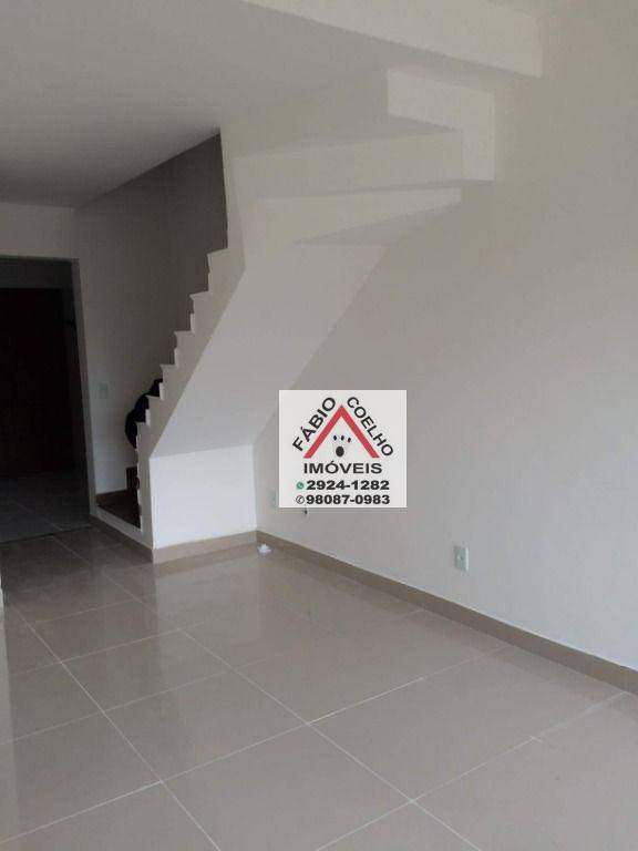 Sobrado à venda com 2 quartos, 105m² - Foto 1