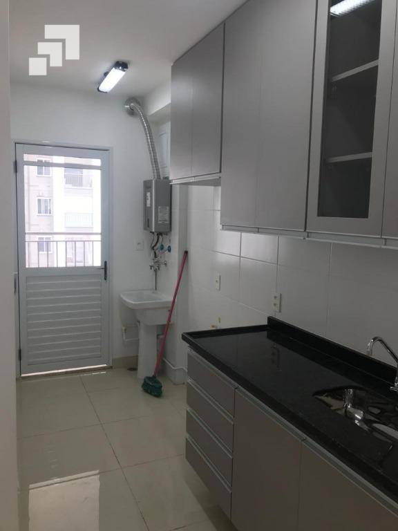 Apartamento à venda com 2 quartos, 60m² - Foto 25