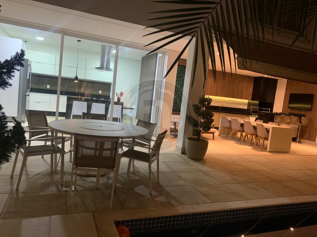 Casa de Condomínio à venda com 4 quartos, 380m² - Foto 10