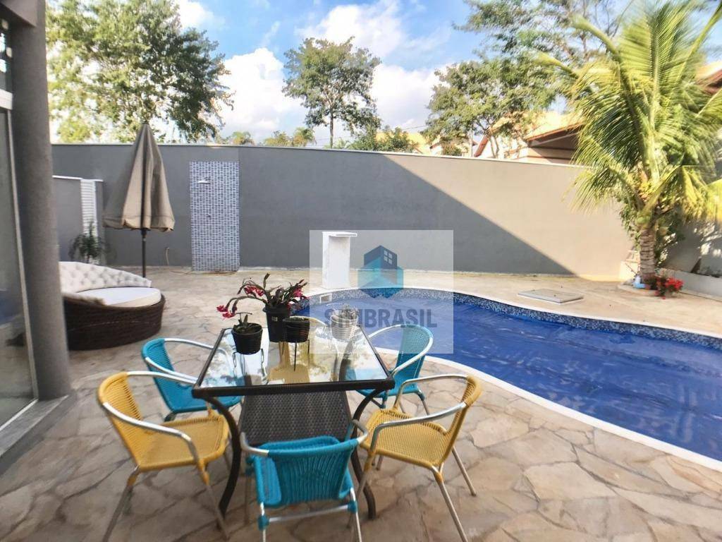 Casa à venda com 4 quartos, 345m² - Foto 12