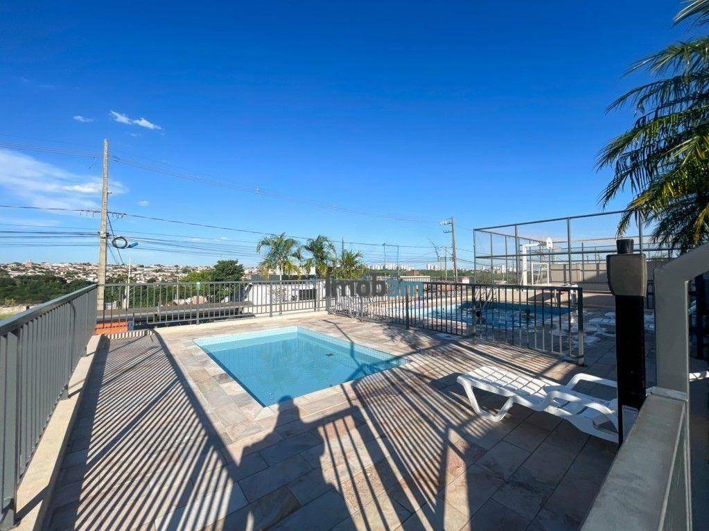 Apartamento à venda com 2 quartos, 44m² - Foto 9