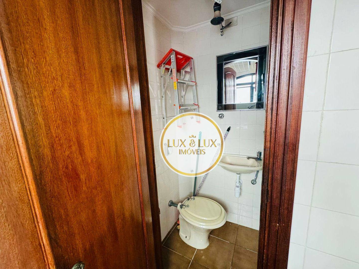 Apartamento à venda com 3 quartos, 136m² - Foto 8