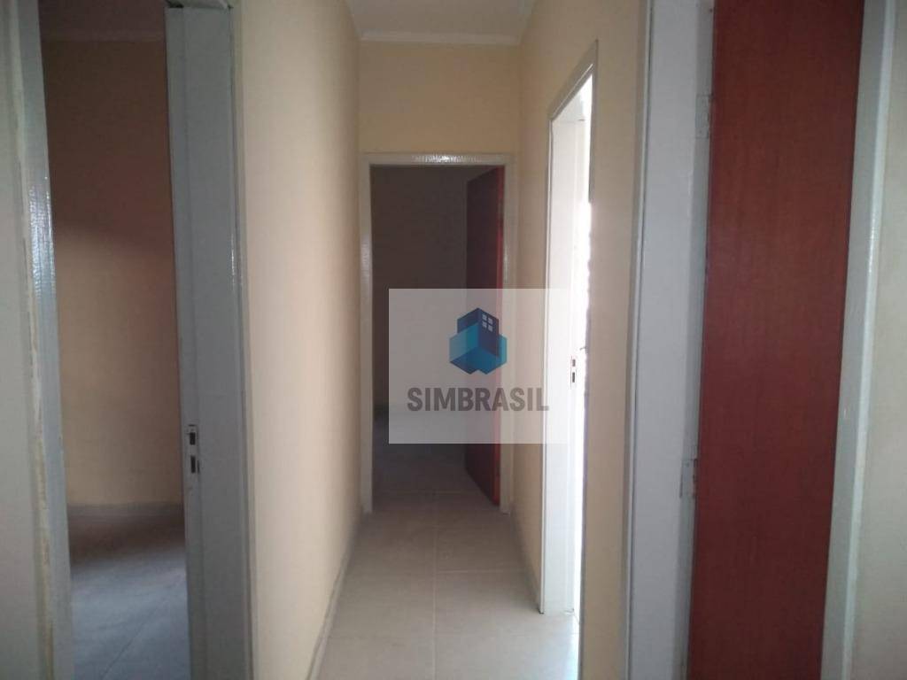 Casa à venda com 3 quartos, 200m² - Foto 2