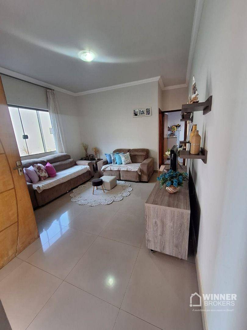 Casa à venda com 2 quartos, 227m² - Foto 2