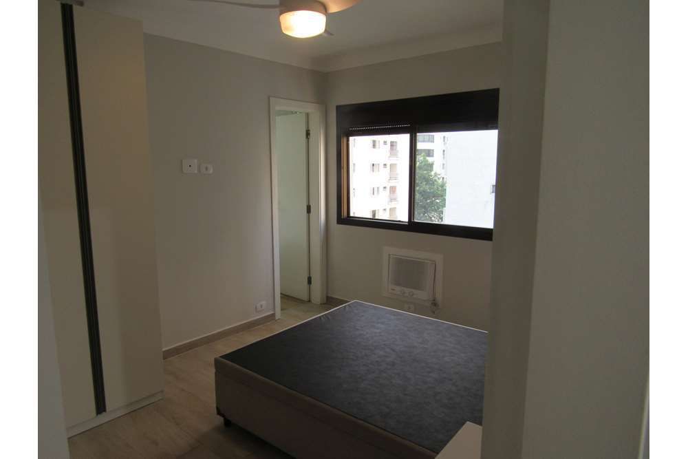 Apartamento à venda com 3 quartos, 130m² - Foto 18