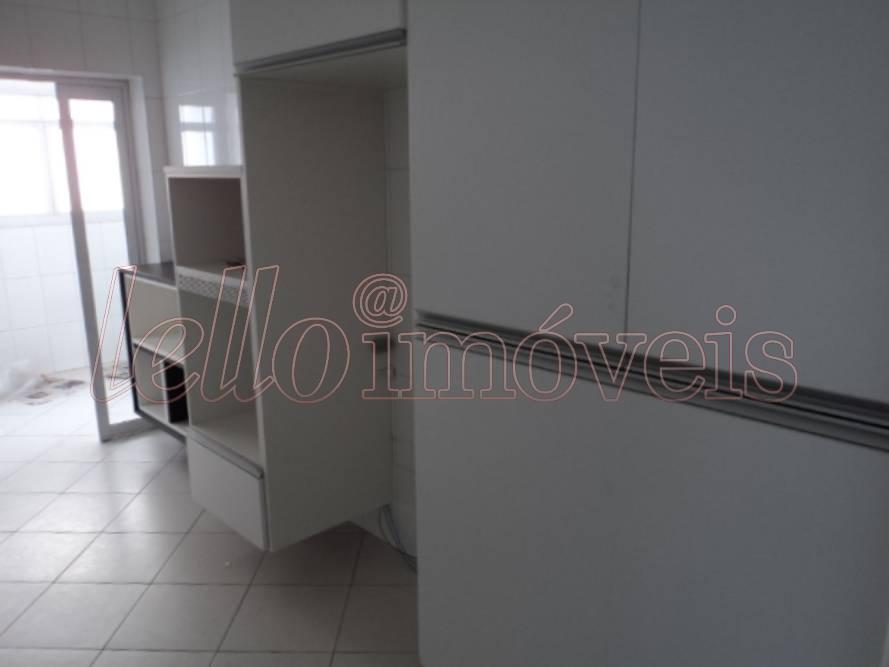 Apartamento para alugar com 3 quartos, 96m² - Foto 6