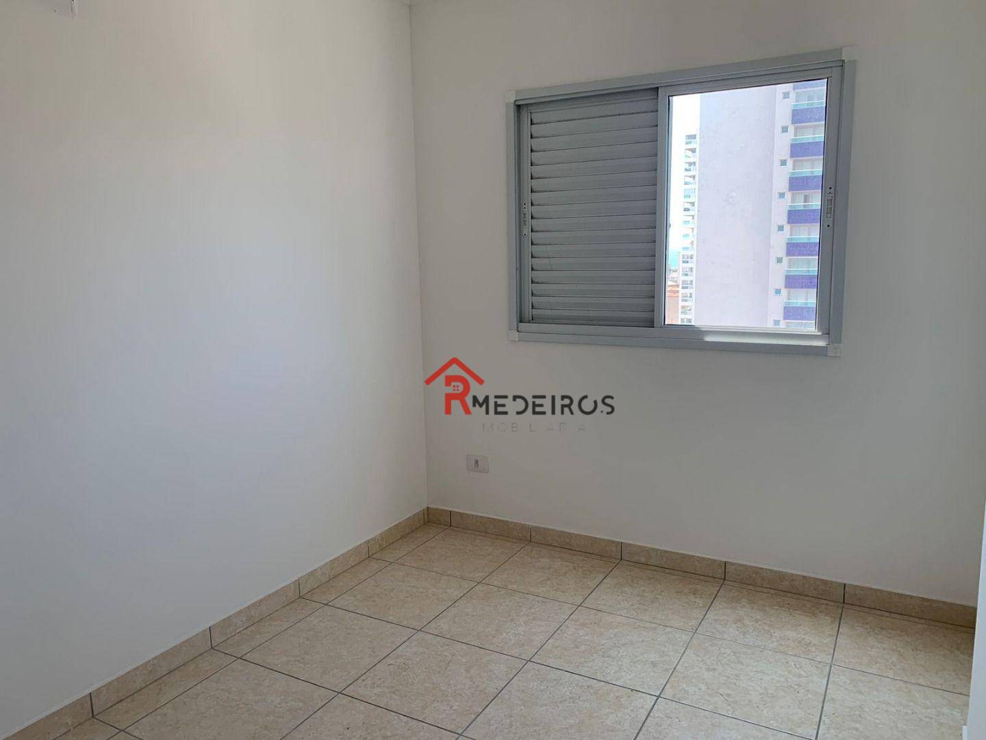 Apartamento à venda com 2 quartos, 79m² - Foto 9