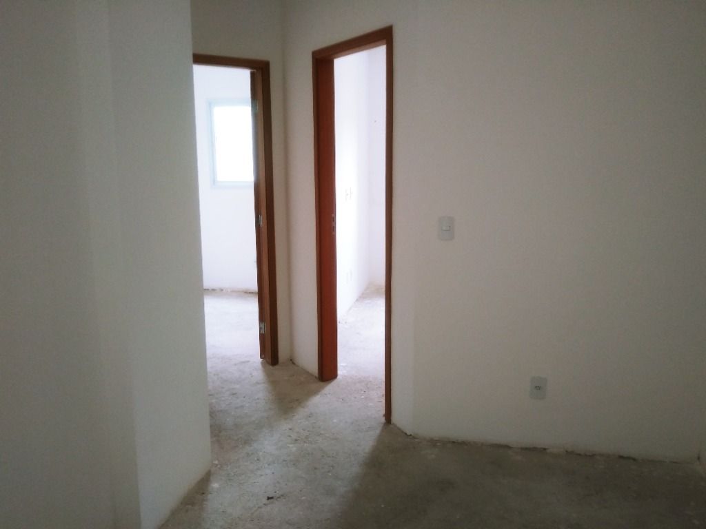 Apartamento à venda com 2 quartos, 42m² - Foto 6