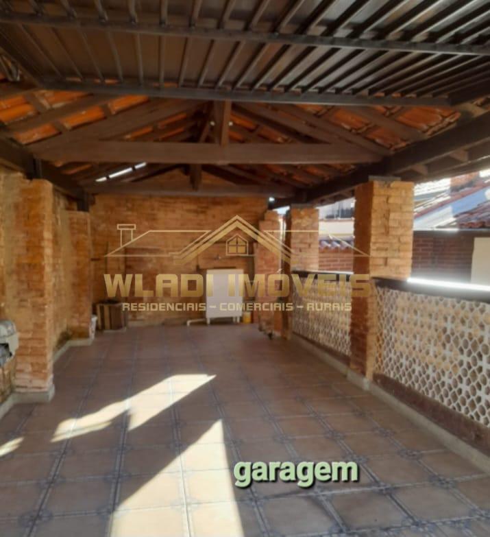 Casa à venda com 2 quartos, 80m² - Foto 11