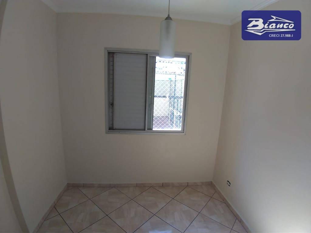 Apartamento à venda com 3 quartos, 76m² - Foto 15