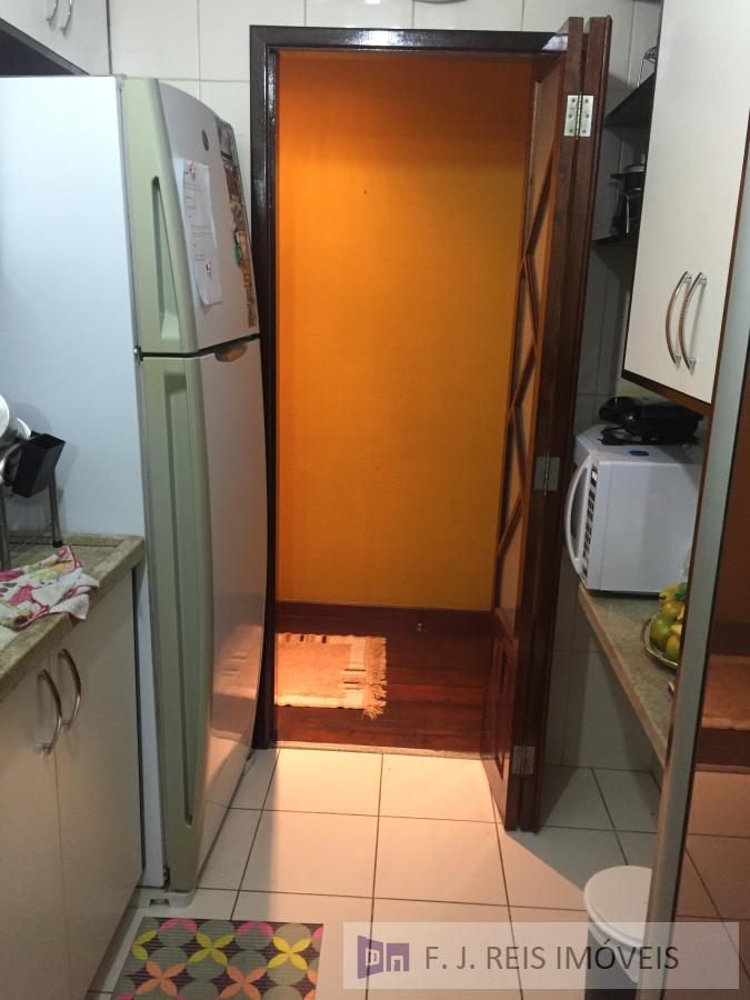 Apartamento à venda com 3 quartos, 90m² - Foto 6