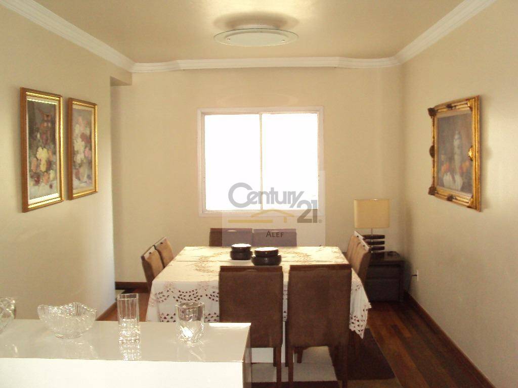 Apartamento à venda com 3 quartos, 220m² - Foto 2