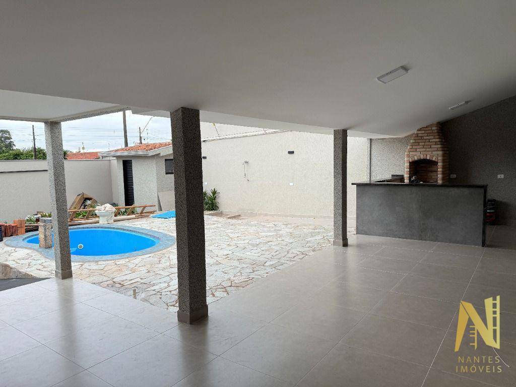 Casa à venda com 3 quartos, 141m² - Foto 5