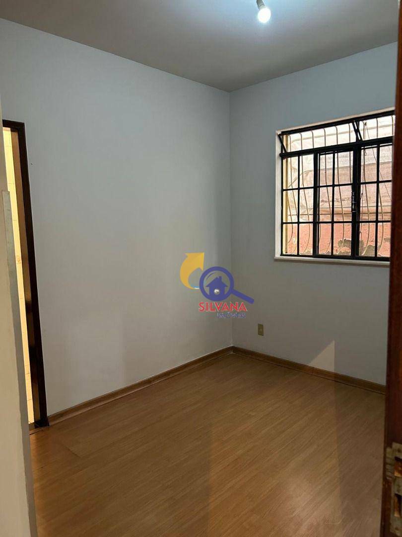 Apartamento à venda com 3 quartos, 110m² - Foto 11