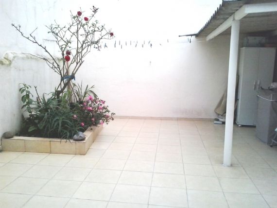 Sobrado à venda com 3 quartos, 130m² - Foto 1