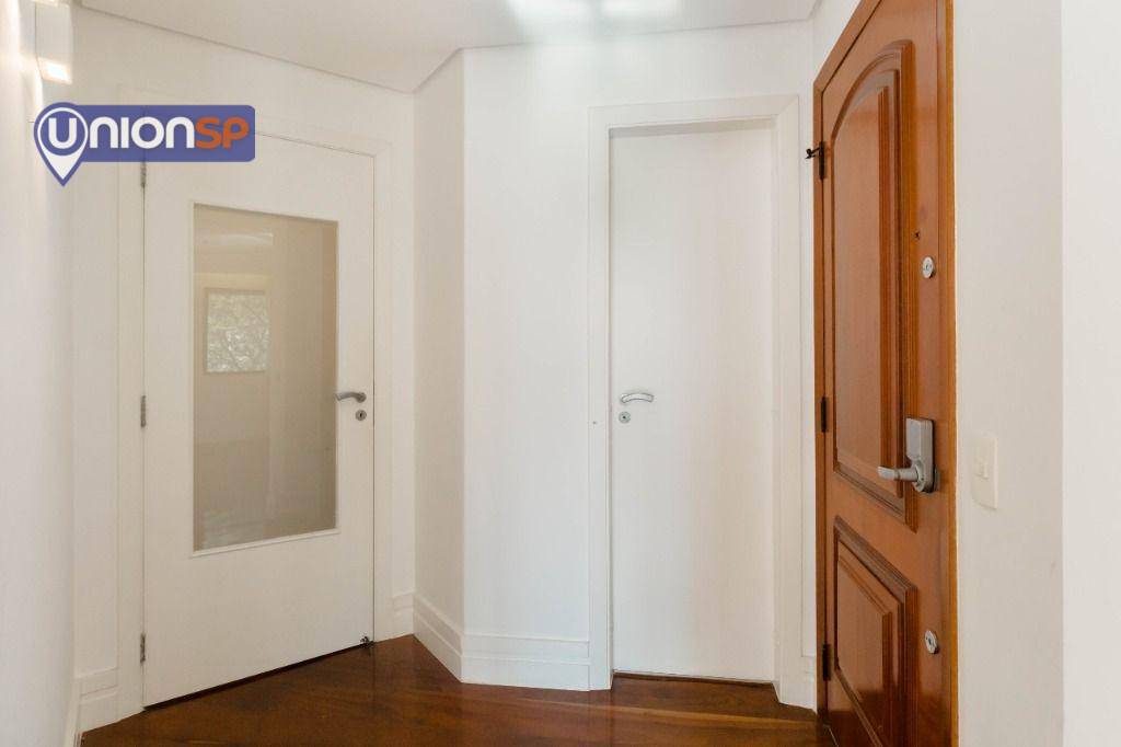 Apartamento à venda com 4 quartos, 206m² - Foto 19