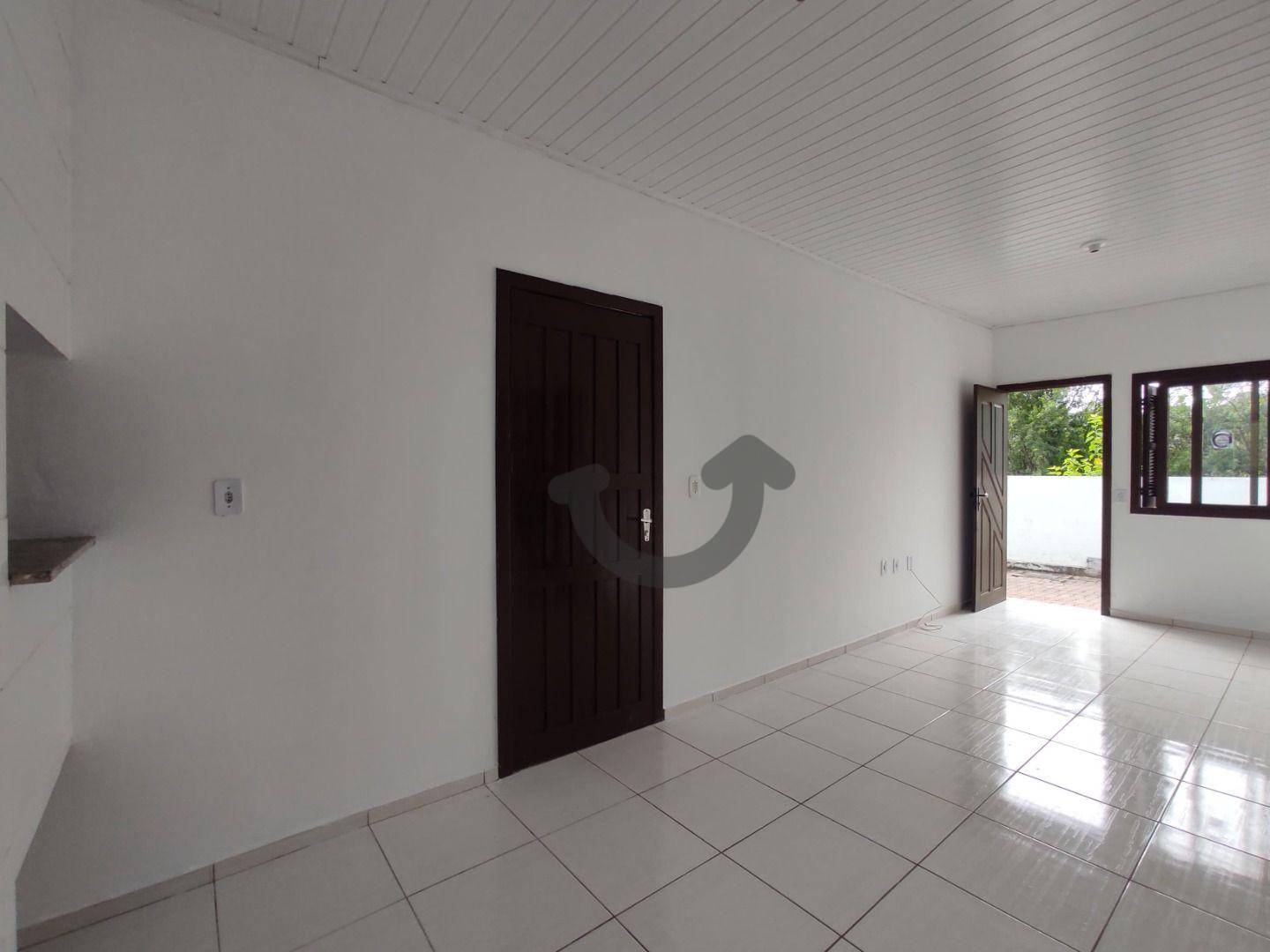 Casa à venda e aluguel com 2 quartos, 46m² - Foto 3