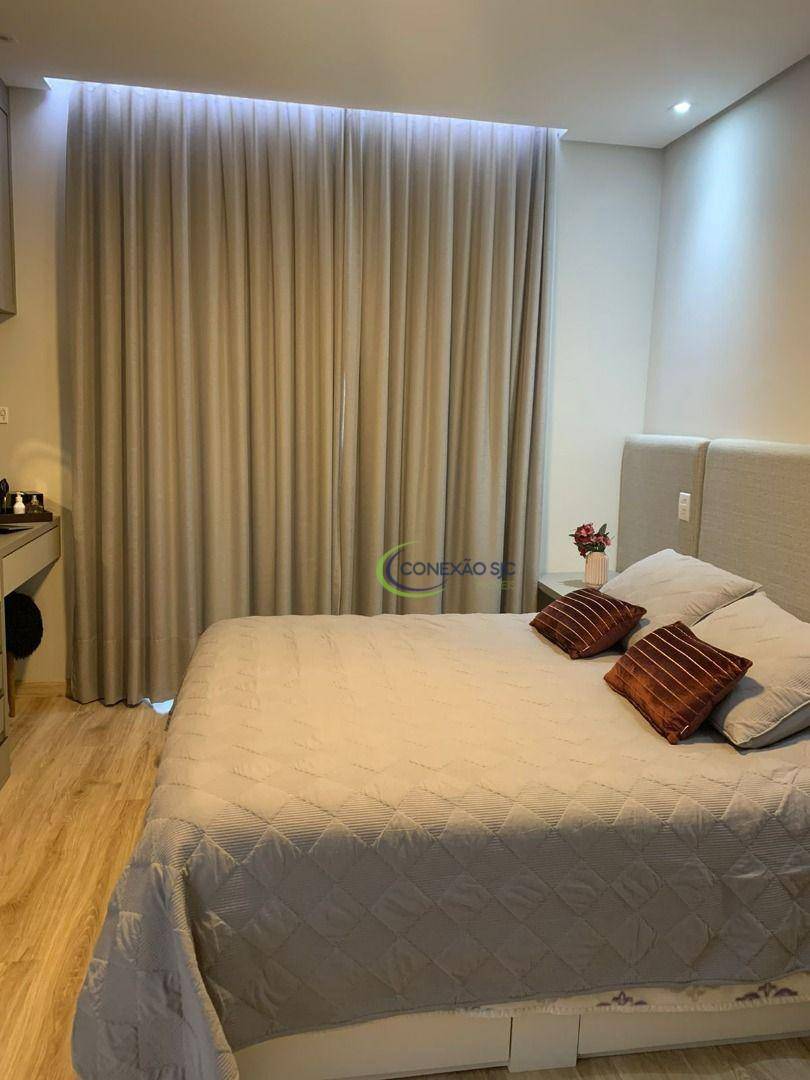 Casa de Condomínio à venda com 4 quartos, 260m² - Foto 13