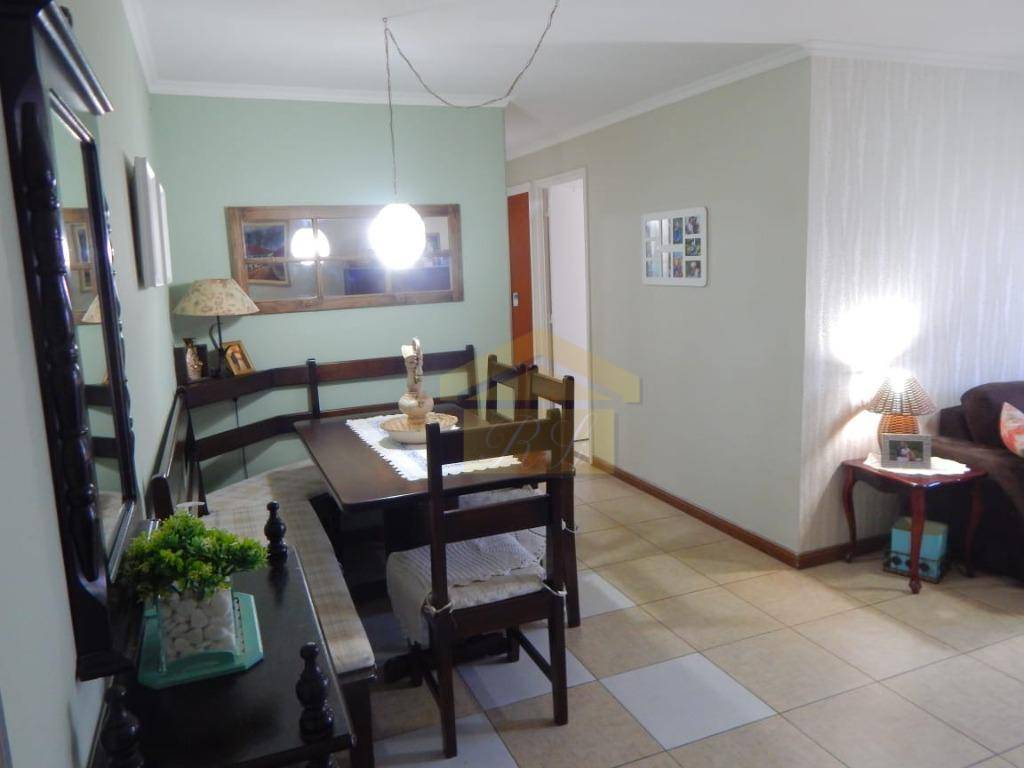 Apartamento à venda com 3 quartos, 80m² - Foto 2