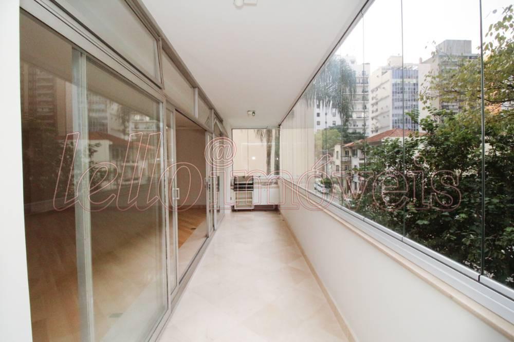 Apartamento para alugar com 4 quartos, 307m² - Foto 6